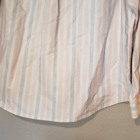 L.L. Bean Long Sleeve Button Down - Picture 12 of 14